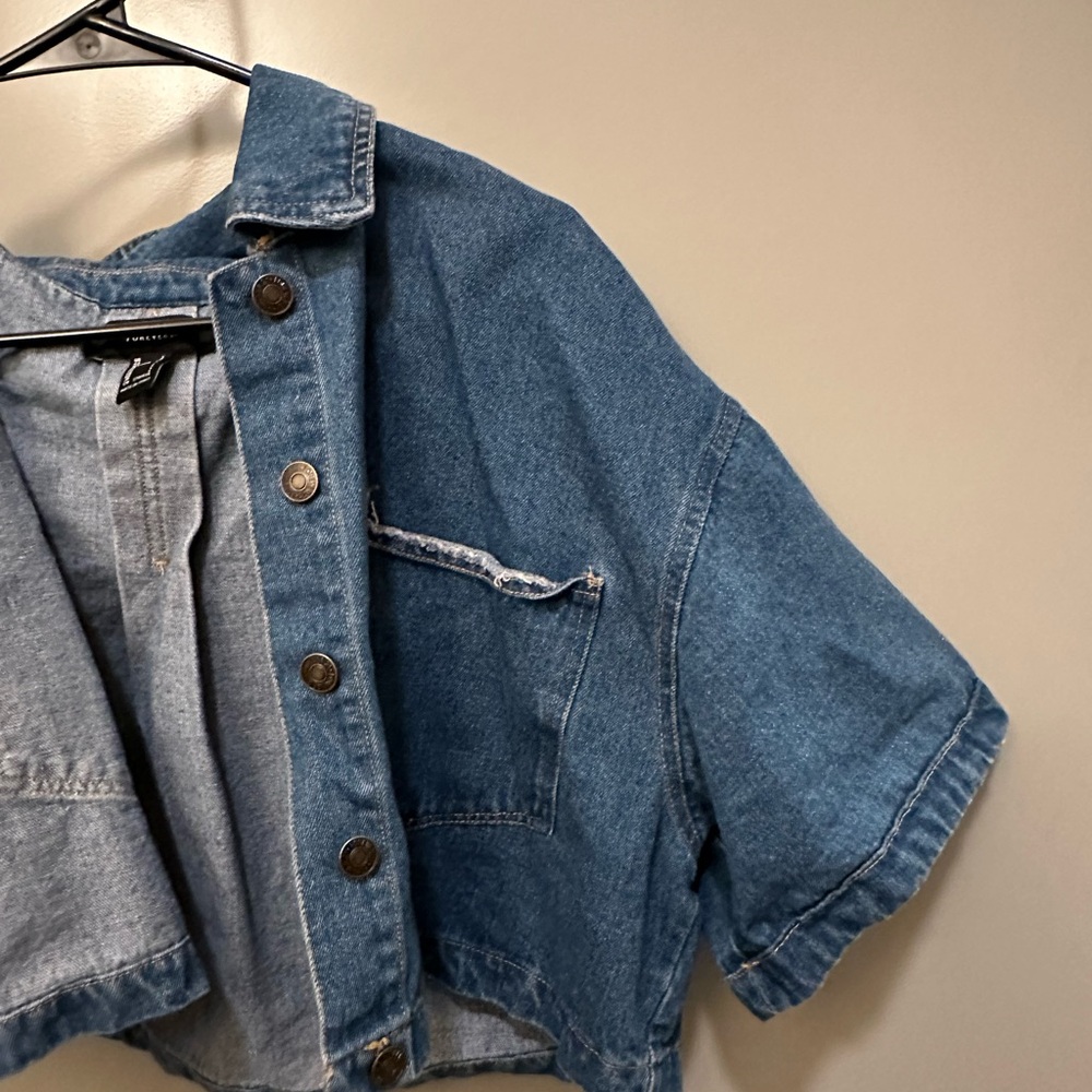 Denim jacket - Picture 3 of 4